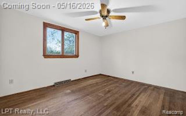 12384 Hill Road, Goodrich, MI 48438