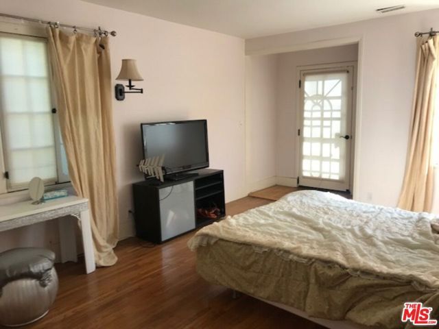 508 S Wilton Place, Los Angeles, CA 90020