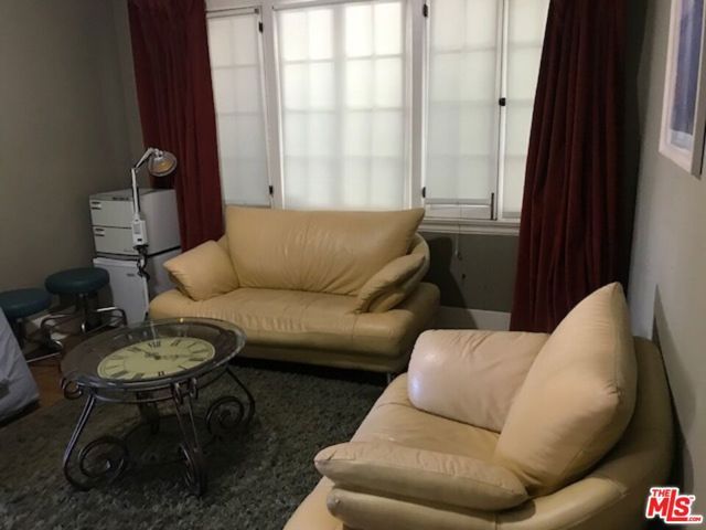 508 S Wilton Place, Los Angeles, CA 90020