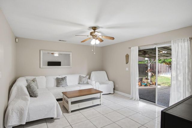 409 Belfast Ave, Modesto, CA 95354