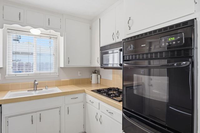 409 Belfast Ave, Modesto, CA 95354