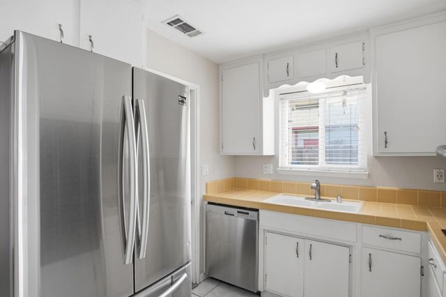 409 Belfast Ave, Modesto, CA 95354