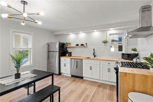 95 Beaufort Street, Rochester, NY 14620