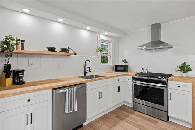 95 Beaufort Street, Rochester, NY 14620