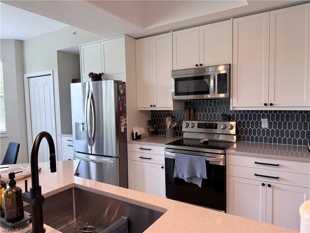 2835 Cypress Trace CIR 102, NAPLES, FL 34119 — photo 2
