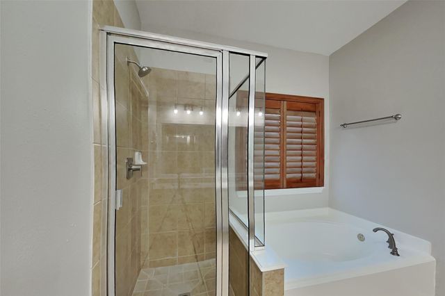 20743 Oakhurst Park Drive, Porter, TX 77365