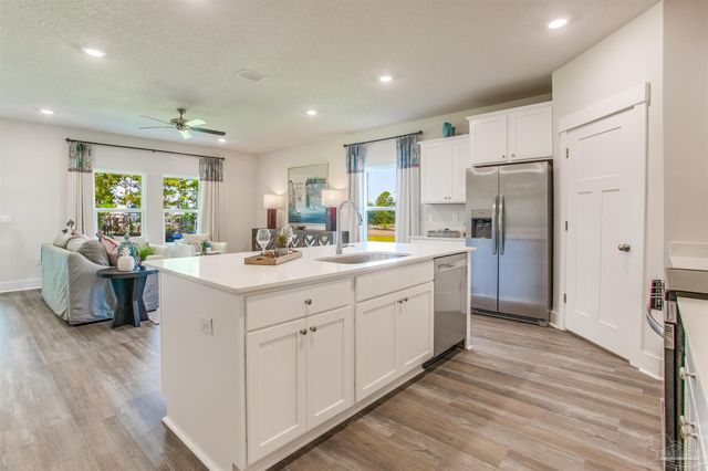 3086 Serviceberry Rd, Cantonment, FL 32533