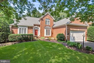 18403 KINGSMILL ST, Leesburg, VA 20176