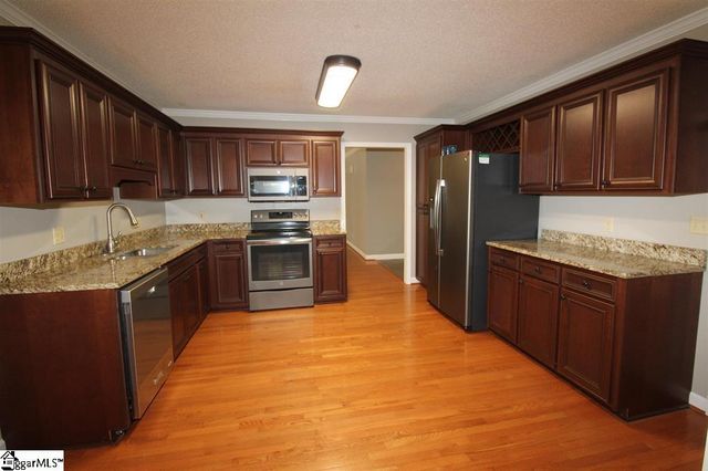 309 Stratford Road, Moore, SC 29369