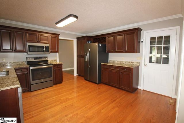 309 Stratford Road, Moore, SC 29369