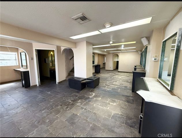94 N Baldwin Avenue, Sierra Madre, CA 91024