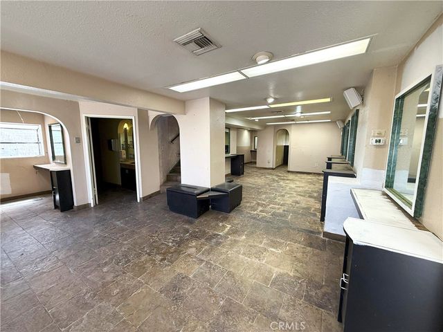 94 N Baldwin Avenue, Sierra Madre, CA 91024