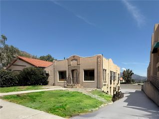 94 N Baldwin Avenue, Sierra Madre, CA 91024