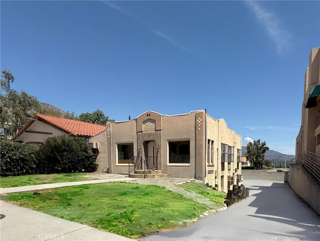 94 N Baldwin Avenue, Sierra Madre, CA 91024