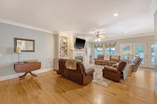 2039 Lake Marion Shores Road, Summerton, SC 29148