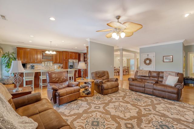 2039 Lake Marion Shores Road, Summerton, SC 29148