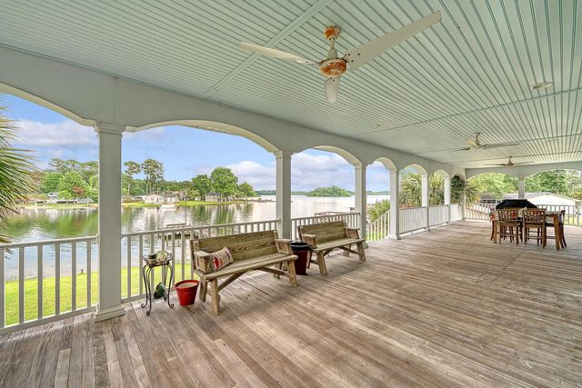 2039 Lake Marion Shores Road, Summerton, SC 29148
