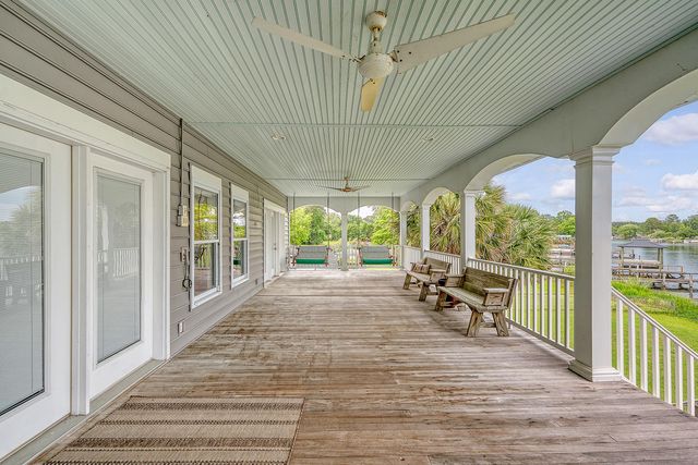 2039 Lake Marion Shores Road, Summerton, SC 29148