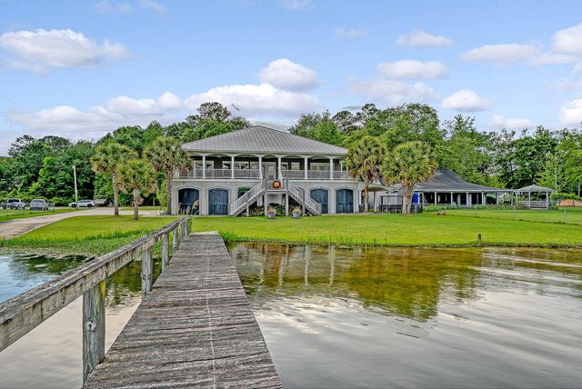 2039 Lake Marion Shores Road, Summerton, SC 29148