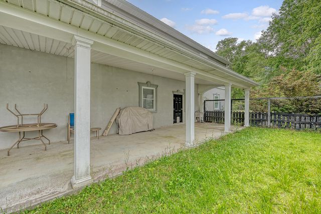 2039 Lake Marion Shores Road, Summerton, SC 29148