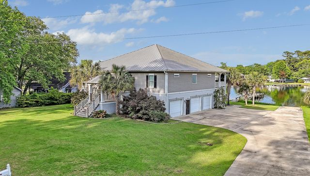 2039 Lake Marion Shores Road, Summerton, SC 29148