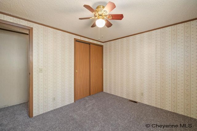 2407 STEVE AVE, Cheyenne, WY 82007