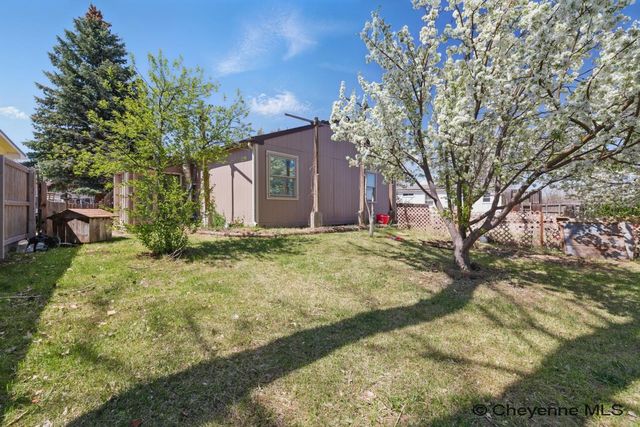 2407 STEVE AVE, Cheyenne, WY 82007