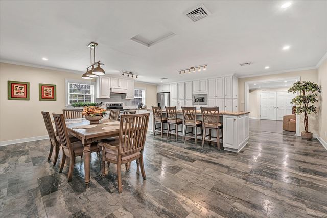 763 OAKWOOD DR, Roanoke, VA 24015