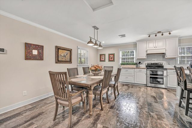 763 OAKWOOD DR, Roanoke, VA 24015