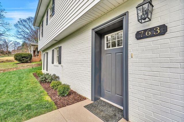 763 OAKWOOD DR, Roanoke, VA 24015