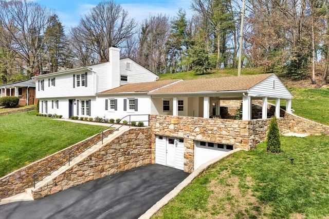 763 OAKWOOD DR, Roanoke, VA 24015