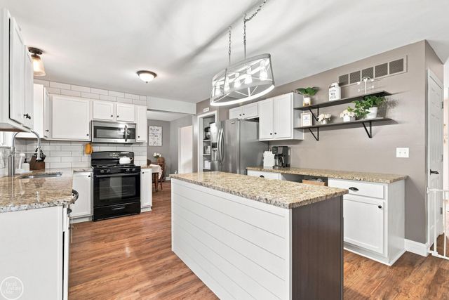 1006 Broad Ax Lane, Kimball, MI 48074