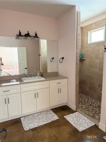 1366 Hanz Drive, New Braunfels, TX 78130