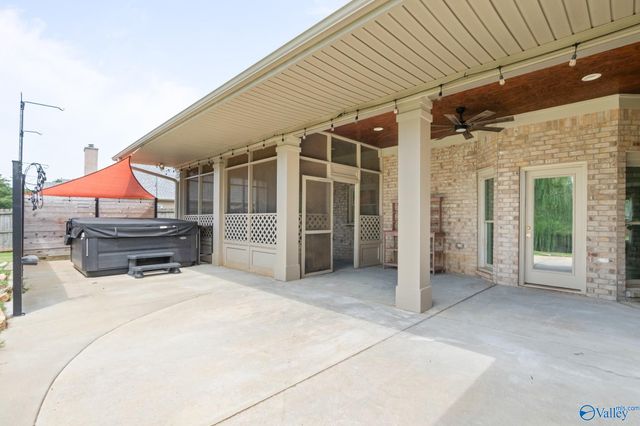 11010 Charring Court SW, Huntsville, AL 35803