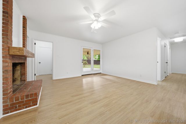 1007 W D Street, Jenks, OK 74037