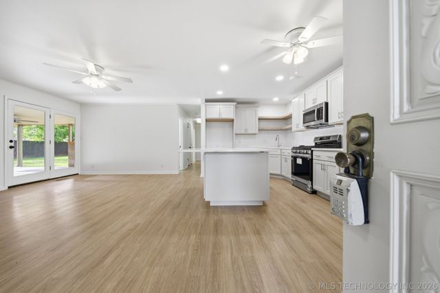 1007 W D Street, Jenks, OK 74037