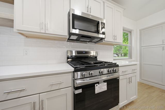 1007 W D Street, Jenks, OK 74037