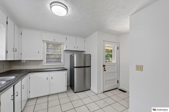4140 N 65th Street, Omaha, NE 68104
