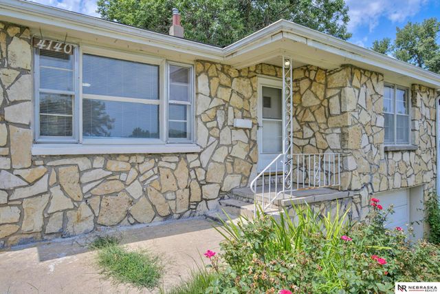 4140 N 65th Street, Omaha, NE 68104
