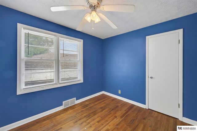 4140 N 65th Street, Omaha, NE 68104
