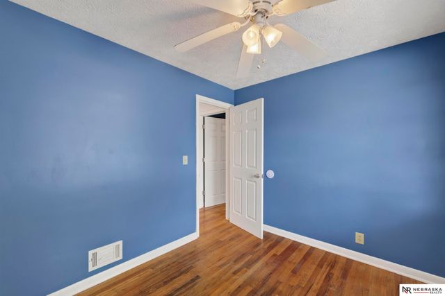 4140 N 65th Street, Omaha, NE 68104