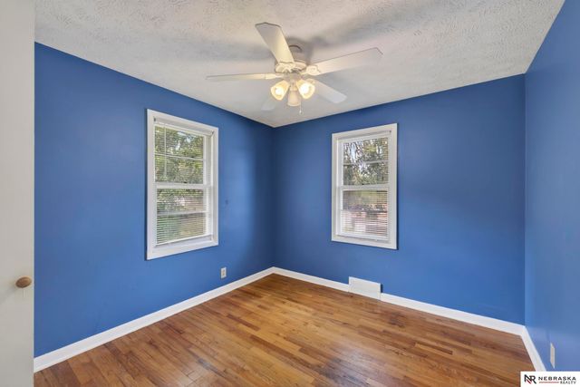 4140 N 65th Street, Omaha, NE 68104