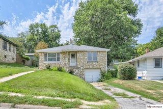 4140 N 65th Street, Omaha, NE 68104