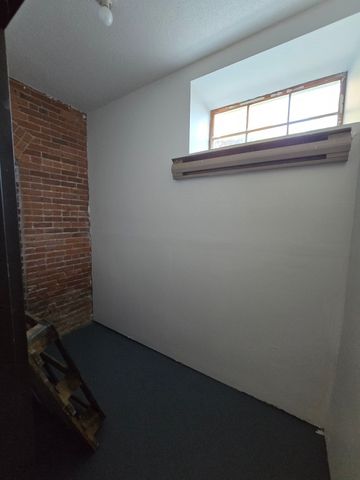 130 Beach St 208, Quincy, MA 02170