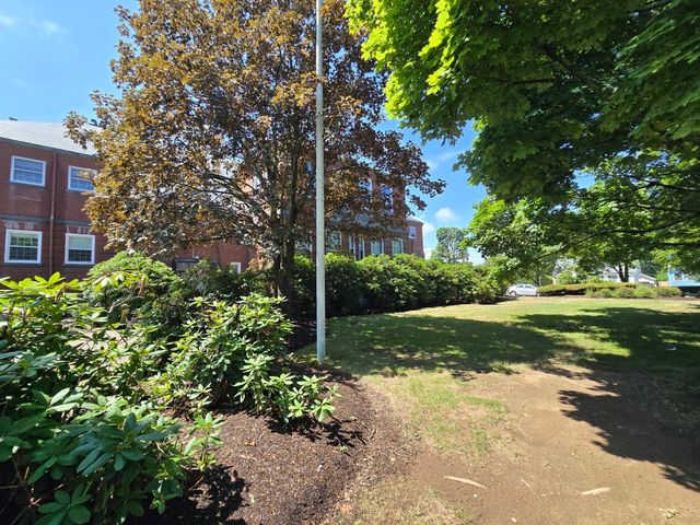 130 Beach St 208, Quincy, MA 02170