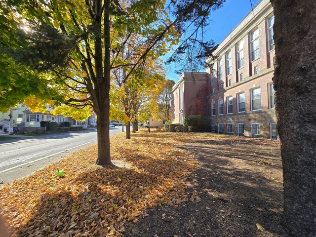 130 Beach St 208, Quincy, MA 02170