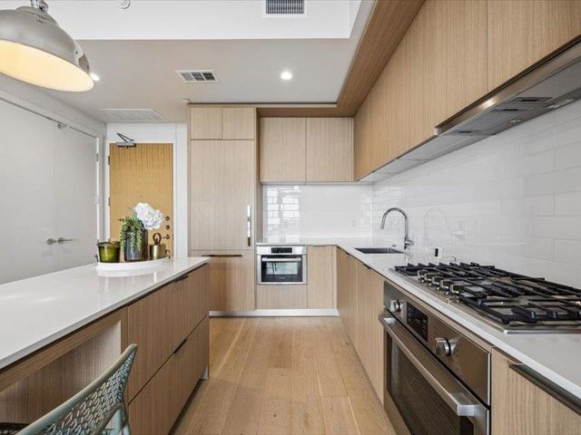 44 East Ave 1808, Austin, TX 78701