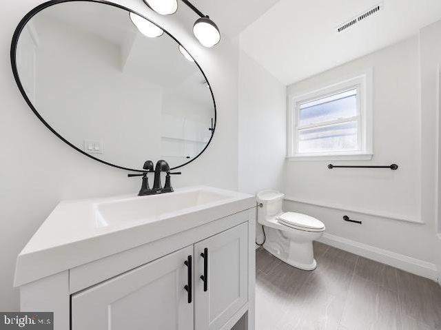 1921 MOUNTAIN DR, Vineland, NJ 08360