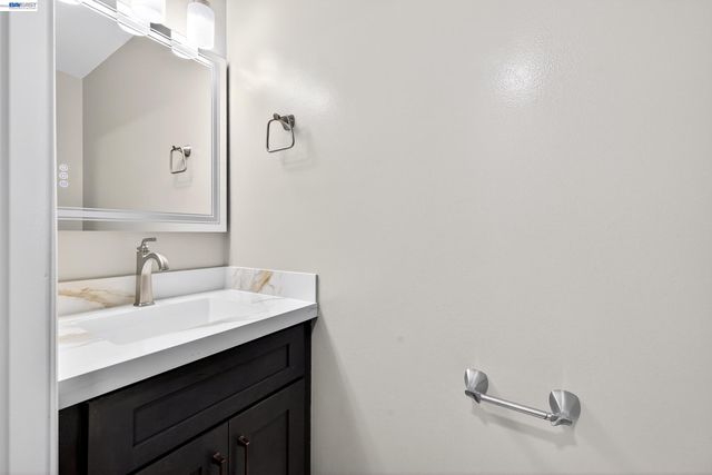 1894 Cannon Dr, Walnut Creek, CA 94597