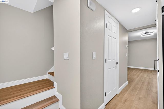 1894 Cannon Dr, Walnut Creek, CA 94597